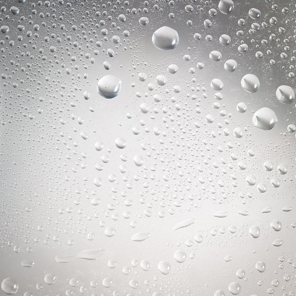 Sci-Tech Sunscreen: Photoadaptive Marine Mist